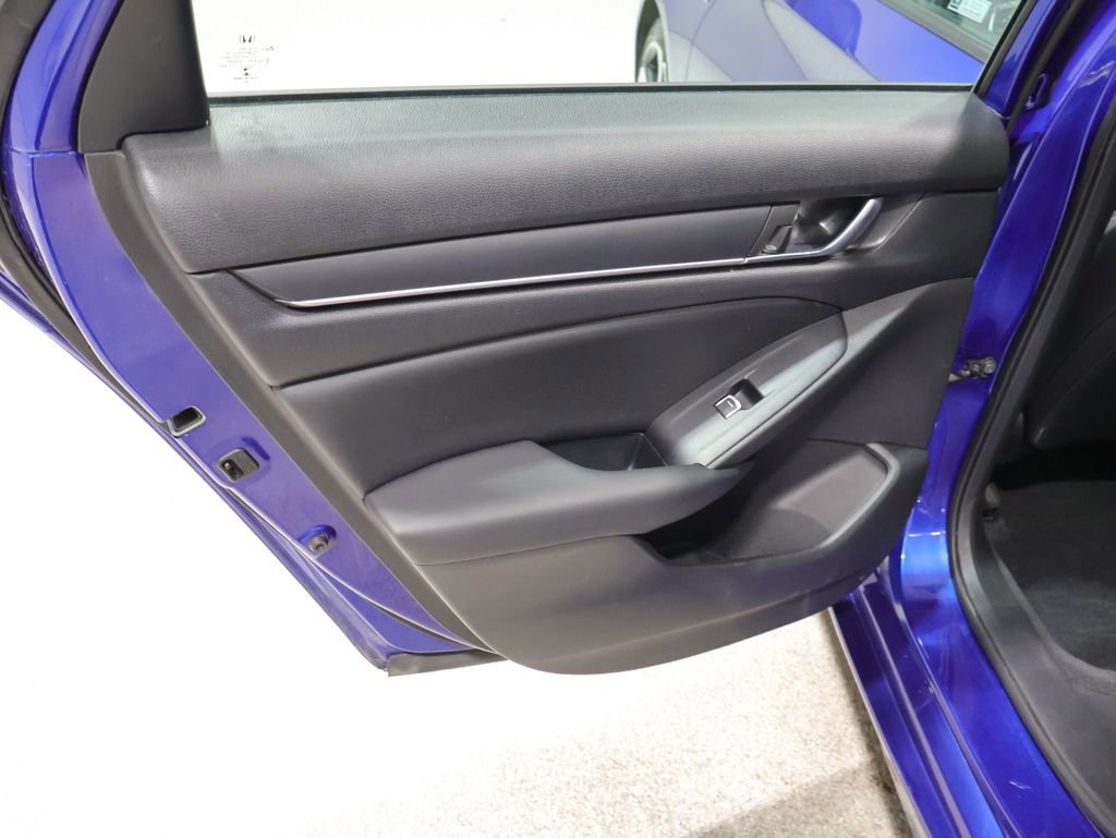 Used 2022 Honda Accord Sport image 18