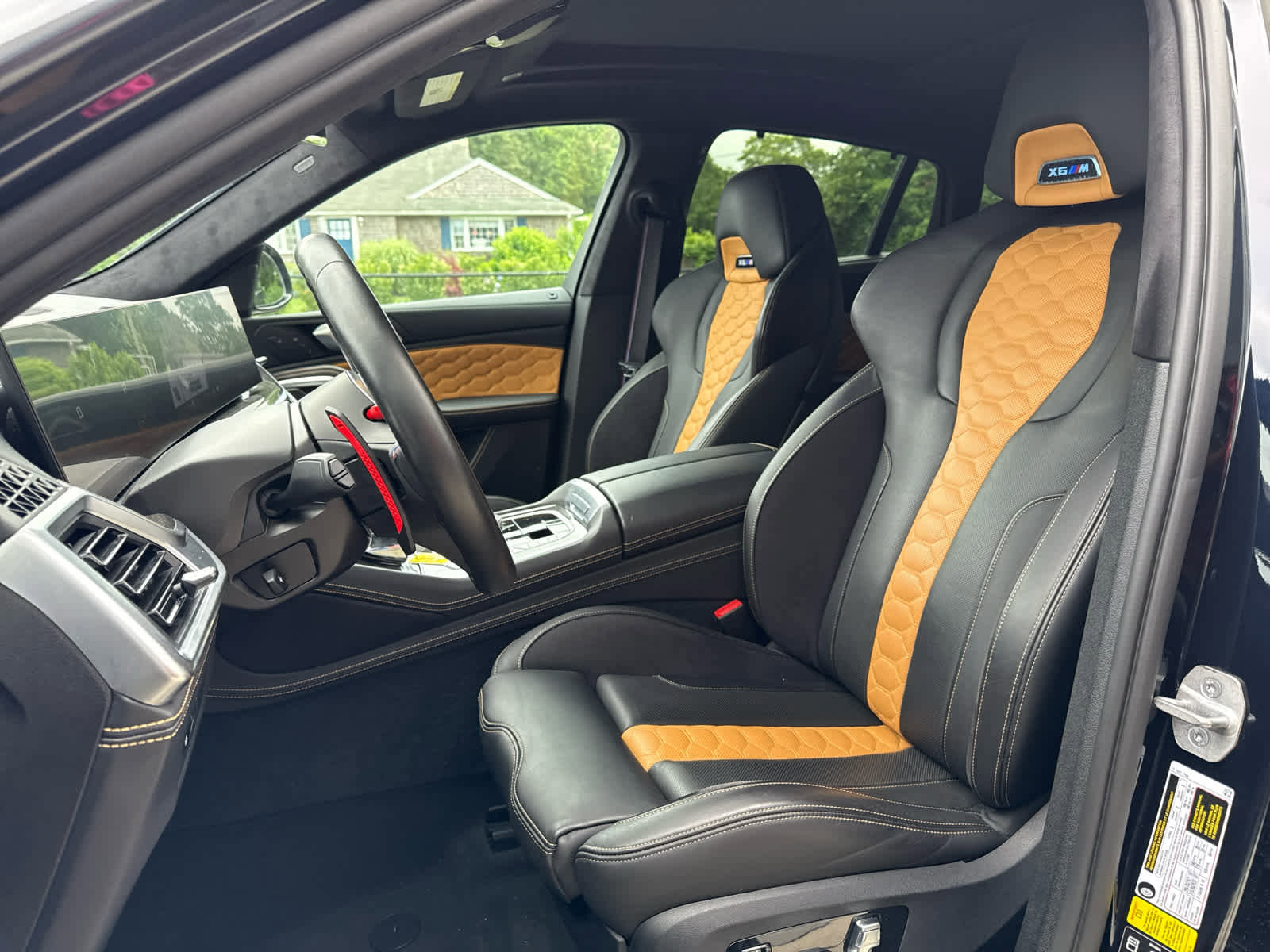 Certified 2024 BMW X6 M Competition image 11