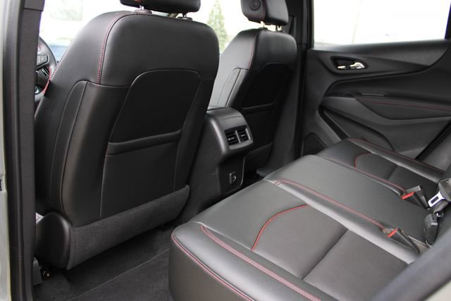 Used 2023 Chevrolet Equinox RS w/ RS Leather Package image 23