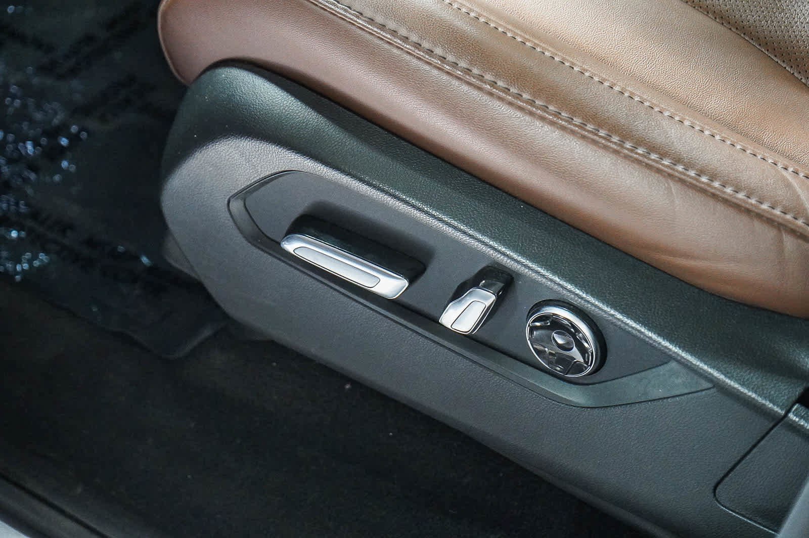 Used 2023 Acura MDX FWD w/ Technology Package image 23