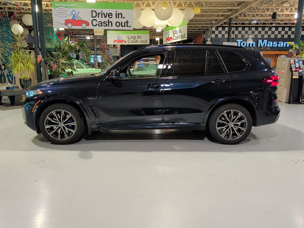Certified 2024 BMW X5 xDrive40i w/ M Sport Package AWD/4WD image 18