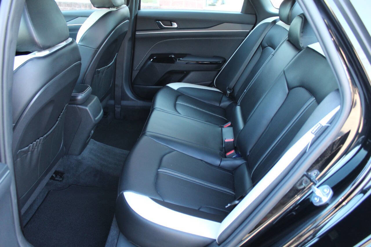 Used 2025 Kia K5 GT-Line w/ GT-Line Premium Package FWD image 13