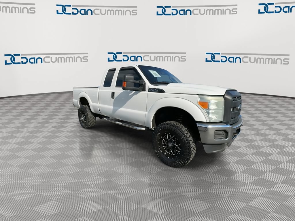 Used 2016 Ford F250 XL w/ Power Equipment Group AWD/4WD image 2