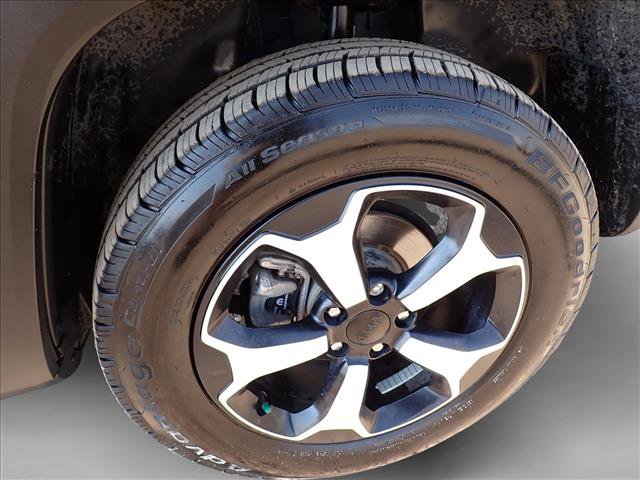 Used 2020 Jeep Renegade Trailhawk w/ Cold Weather Group AWD/4WD image 7