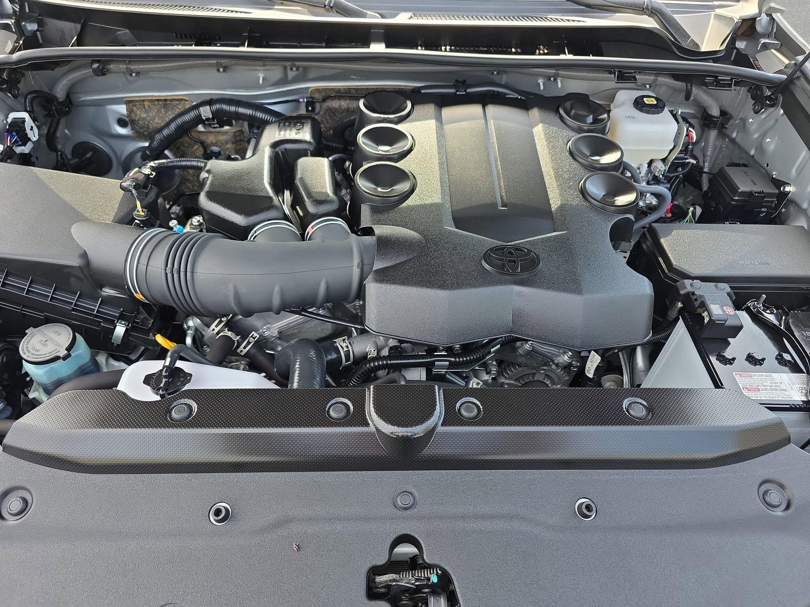 Used 2024 Toyota 4Runner Limited image 29