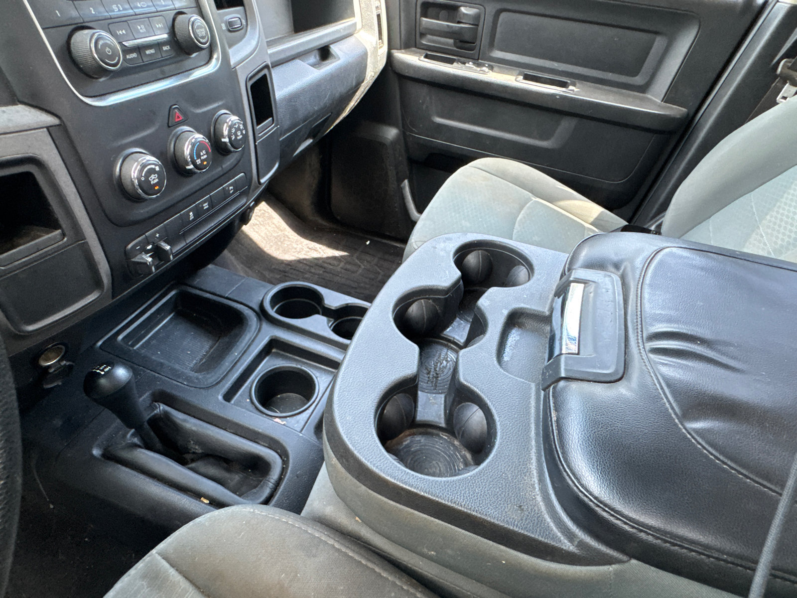 Used 2015 RAM 2500 Tradesman w/ Chrome Appearance Group AWD/4WD image 27