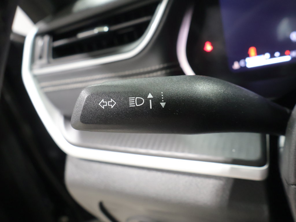Used 2023 Jeep Grand Cherokee Altitude AWD/4WD image 37