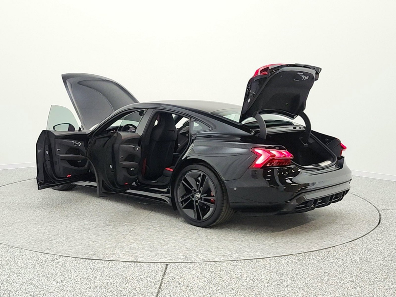 Used 2023 Audi RS e-tron GT image 12