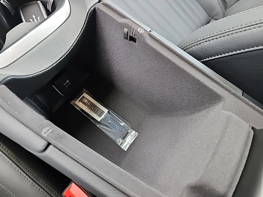 New 2024 Maserati Grecale GT image 23