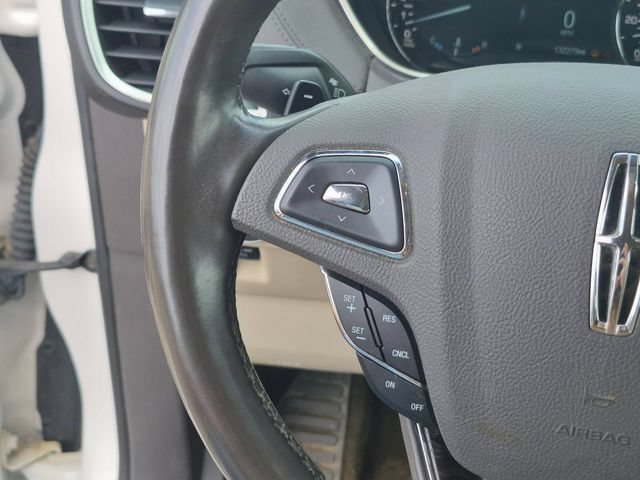 Used 2017 Lincoln MKX Select w/ Select Plus Package AWD/4WD image 19