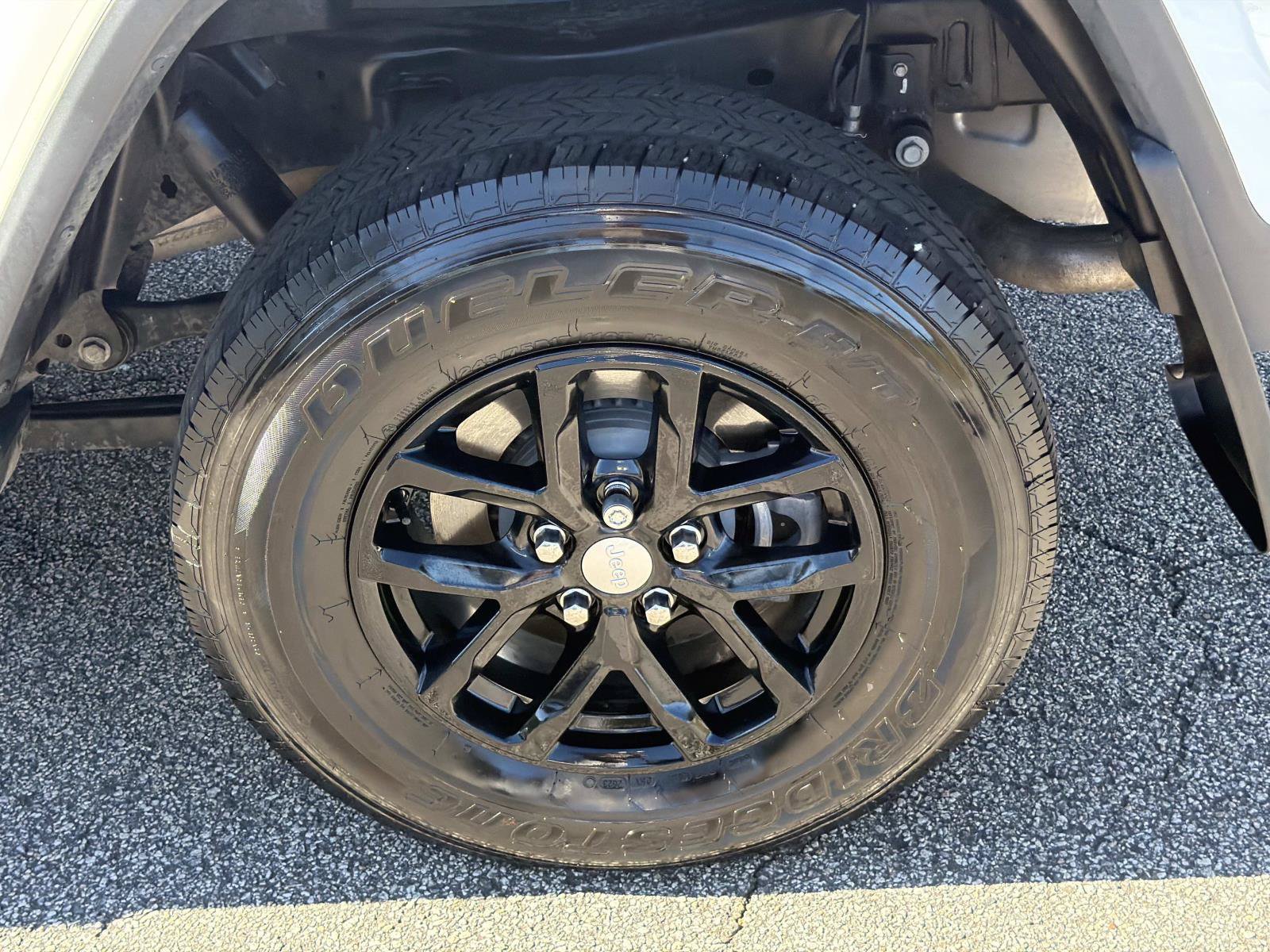 Used 2023 Jeep Gladiator Sport AWD/4WD image 20