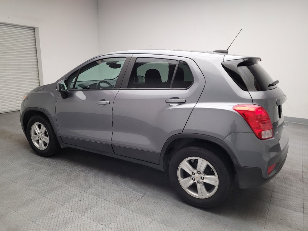 Used 2020 Chevrolet Trax LS w/ Tint and Cruise Package FWD image 3