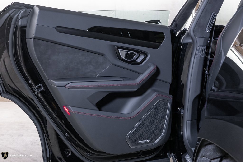 Used 2024 Lamborghini Urus S image 35