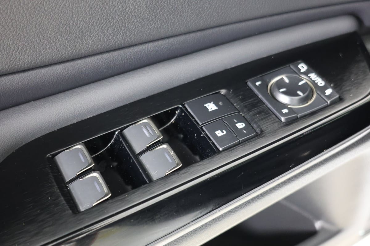 Used 2023 Lexus ES 350 F Sport w/ Accessory Package (Z2) FWD image 22