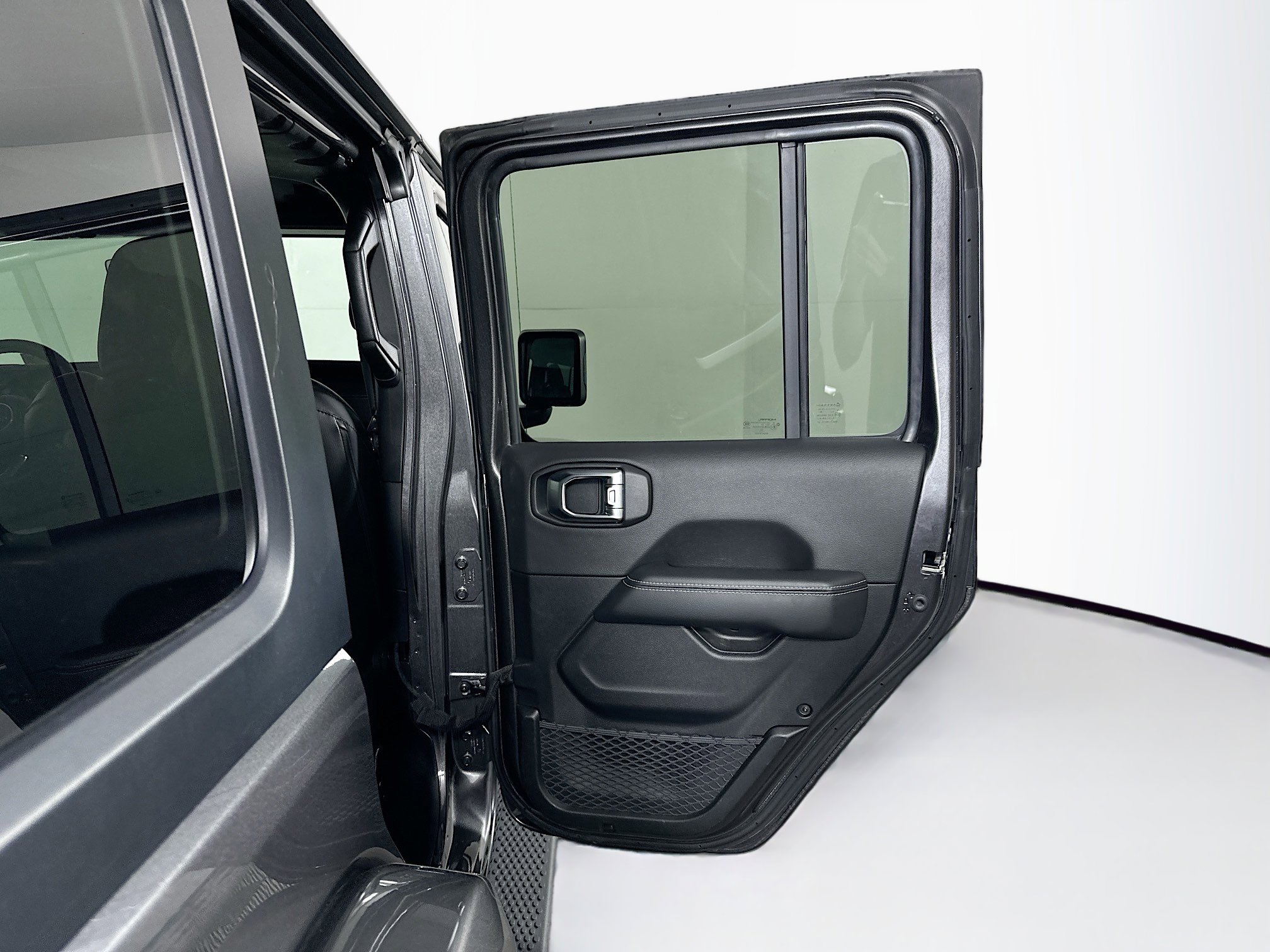 Used 2022 Jeep Wrangler Sahara w/ Cold Weather Group image 29