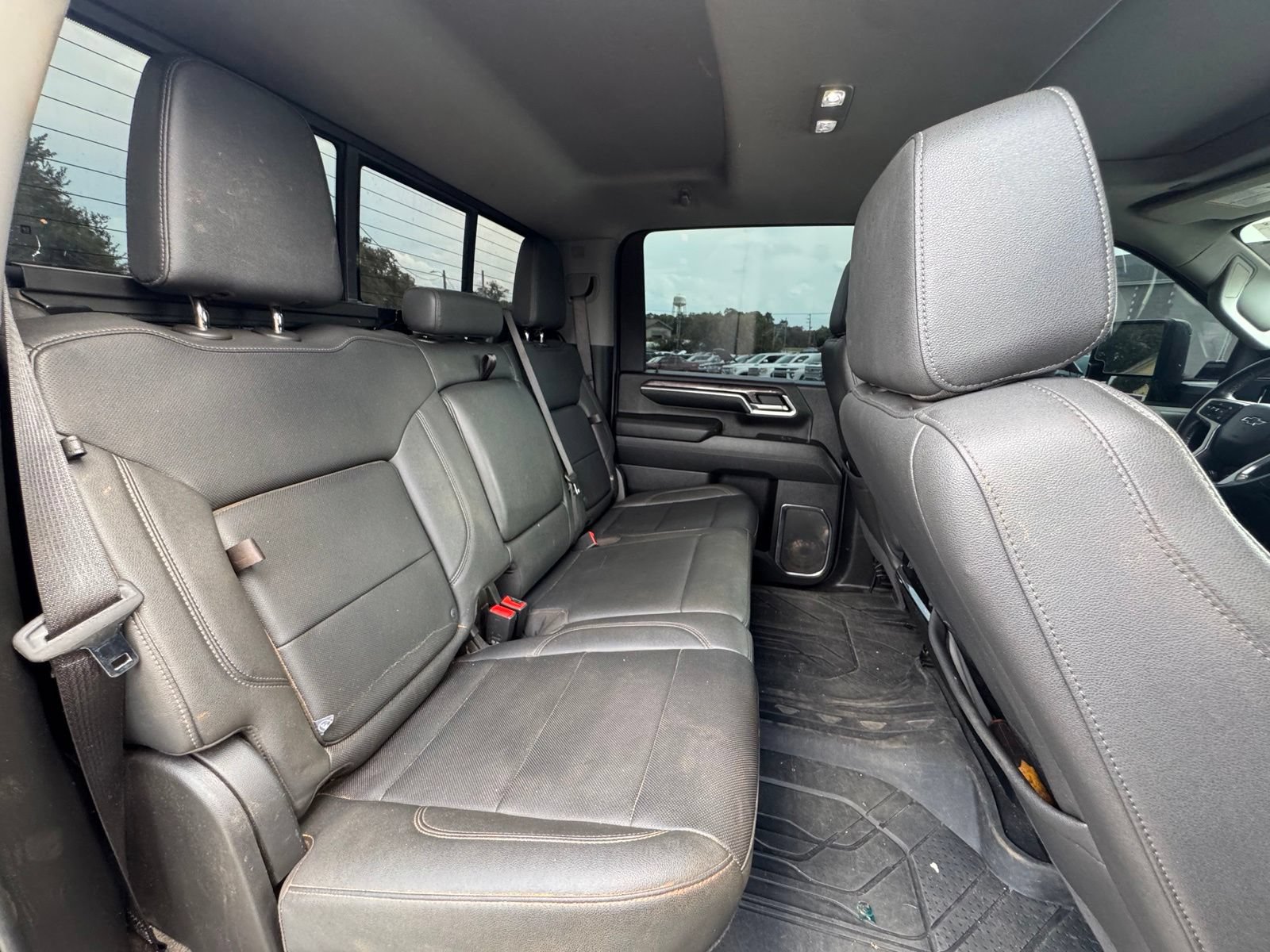 Used 2024 Chevrolet Silverado 2500 LTZ w/ LTZ Plus Package AWD/4WD image 33