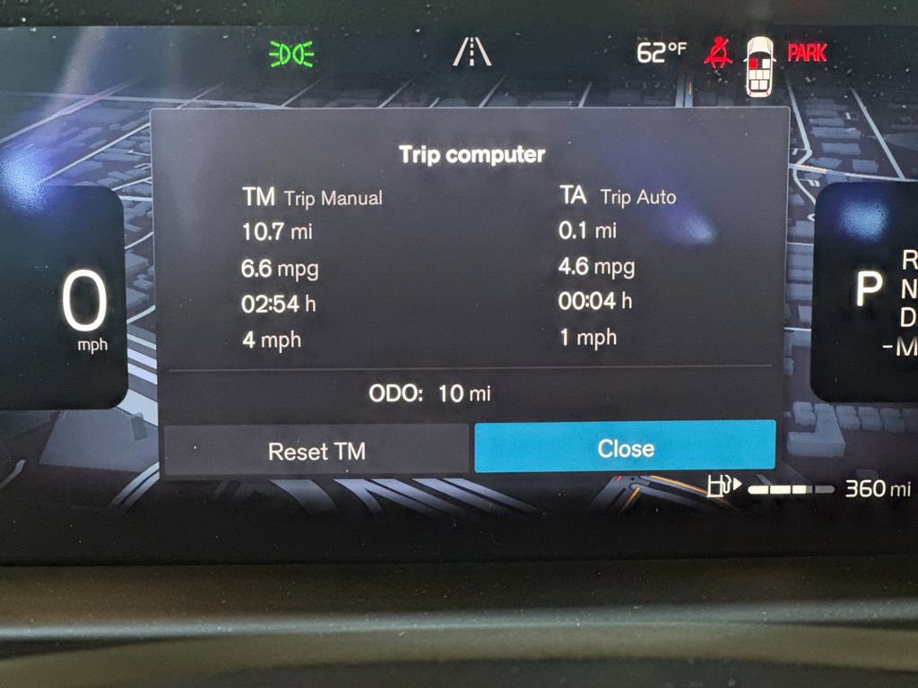 New 2026 Volvo XC90 B6 Plus w/ Protection Package Premier image 28