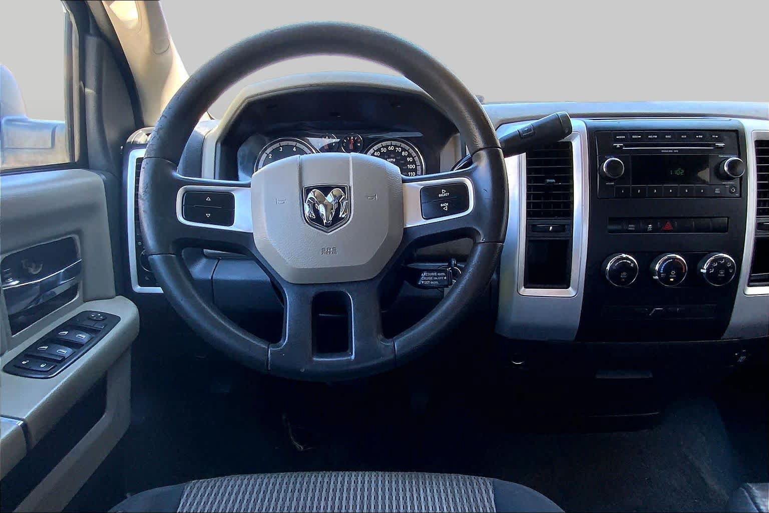 Used 2011 RAM 1500 Classic SLT RWD image 5