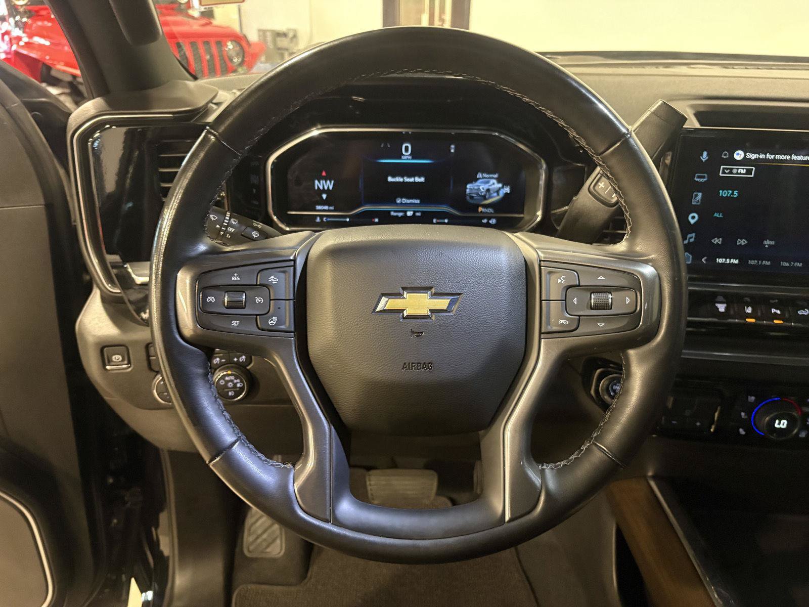 Used 2025 Chevrolet Silverado 2500 High Country w/ High Country Premium Package AWD/4WD image 22