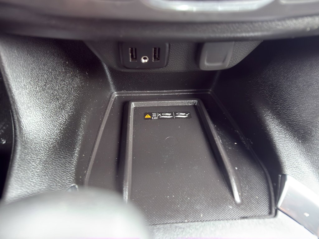 Used 2023 Chevrolet Traverse LT image 21