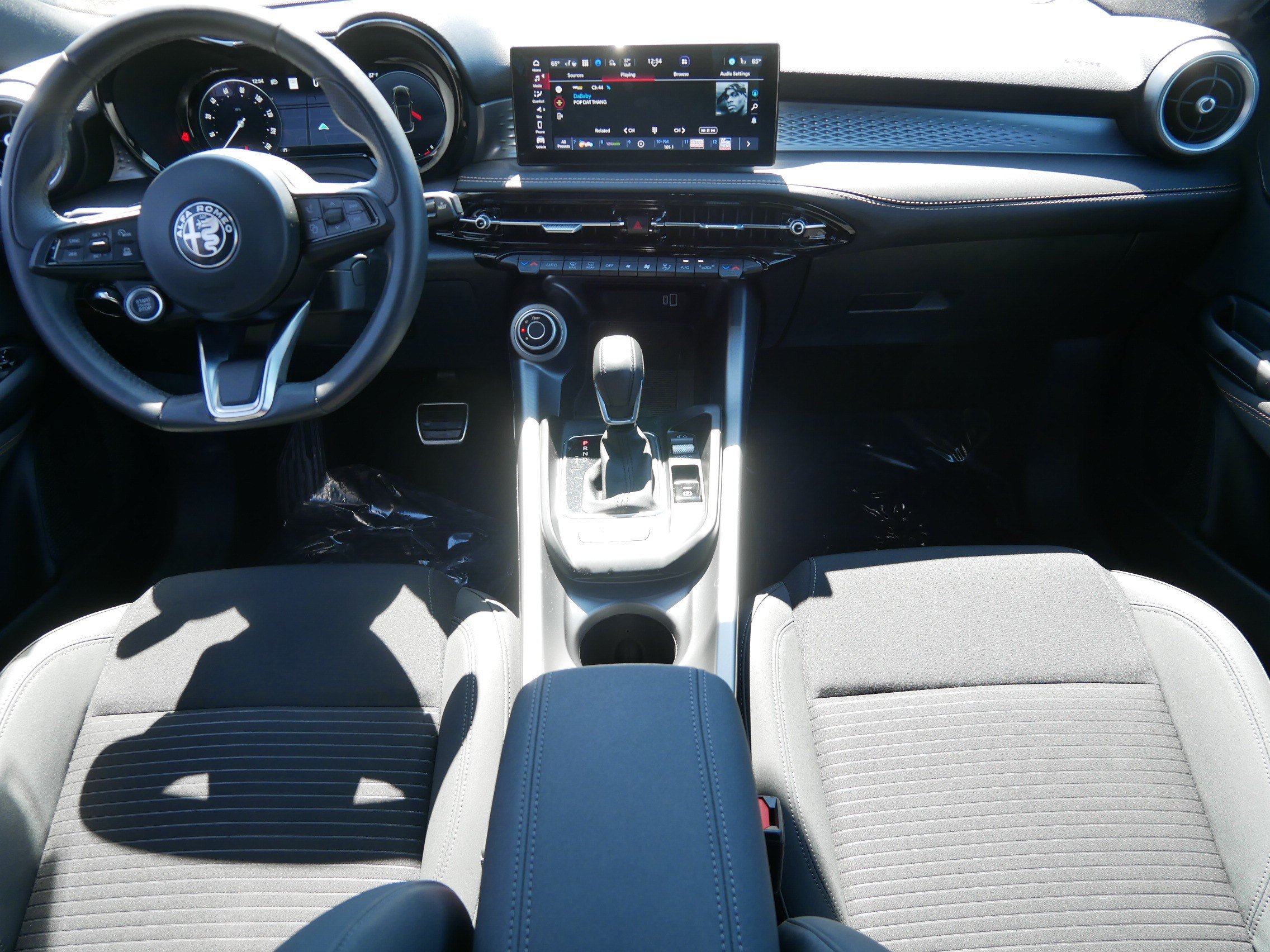 Used 2025 Alfa Romeo Tonale AWD/4WD image 10