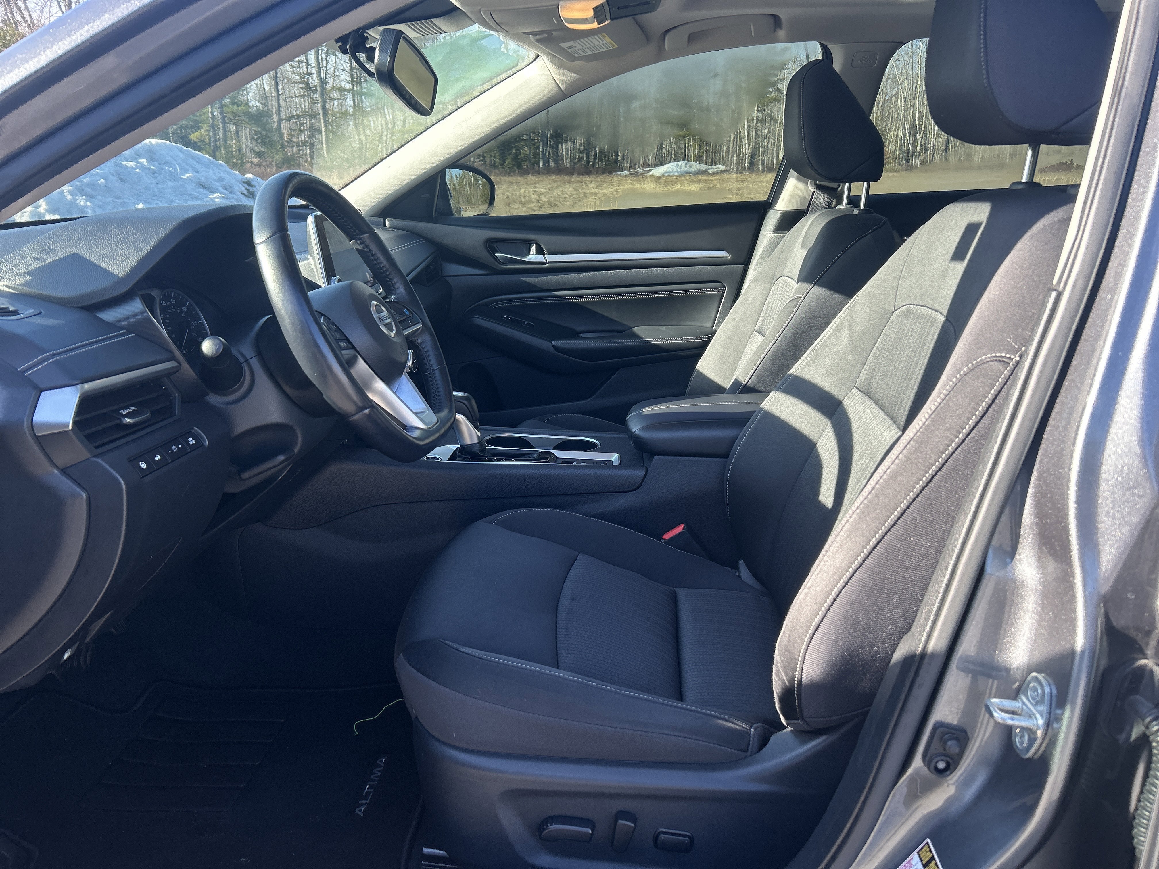 Used 2019 Nissan Altima 2.5 SV FWD image 14