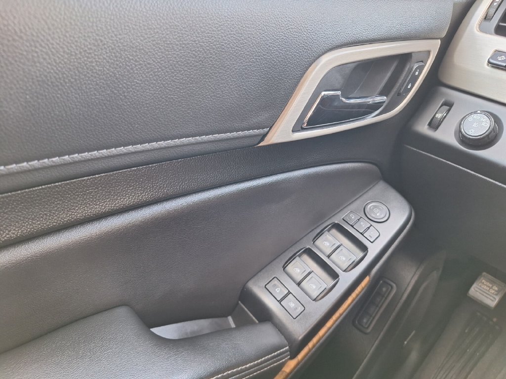 Used 2020 GMC Yukon XL Denali w/ Denali Premium Package RWD image 21