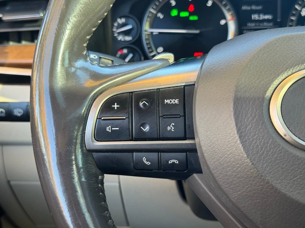 Used 2019 Lexus LX 570 4WD image 29