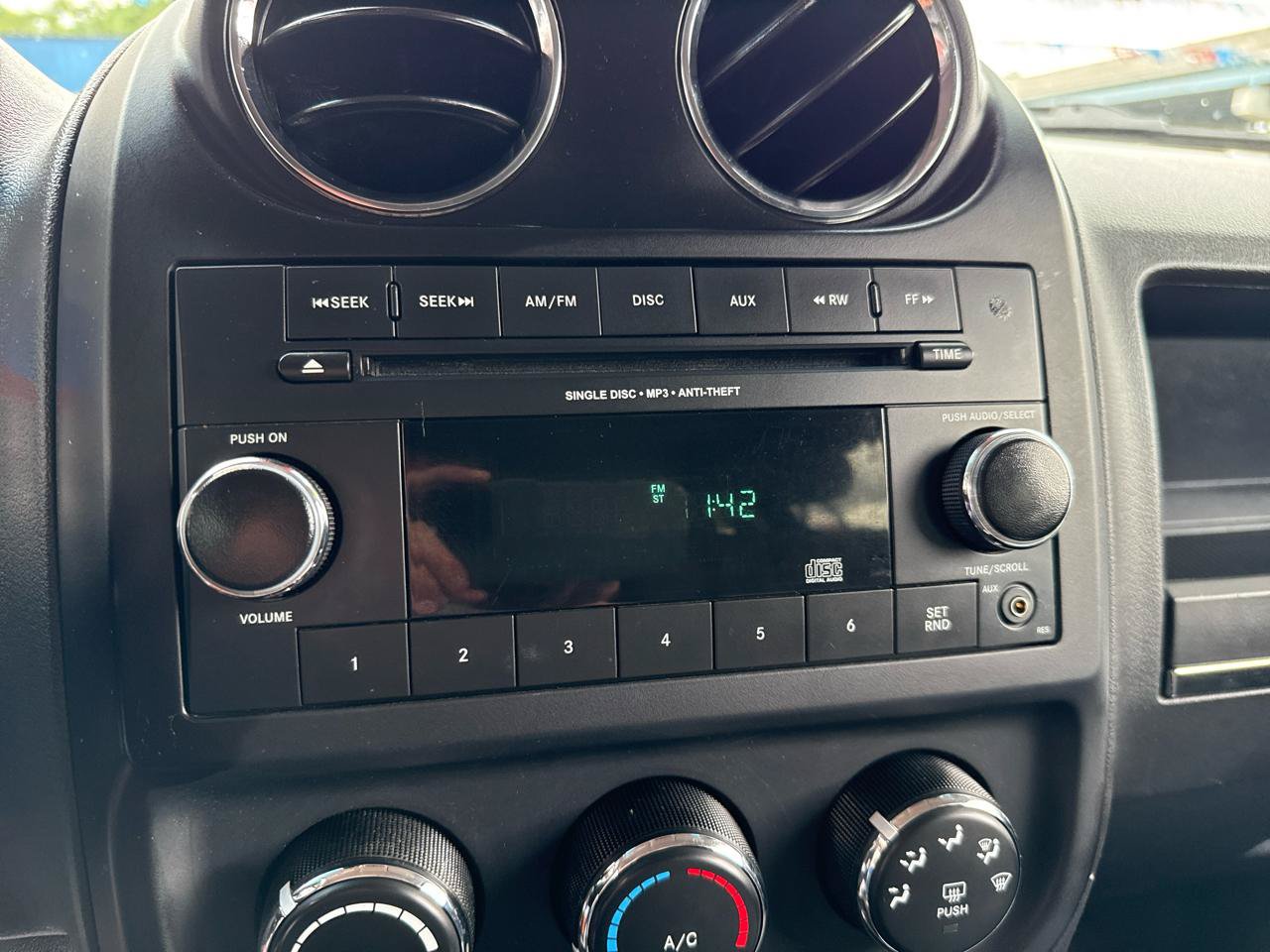 Used 2015 Jeep Patriot Sport AWD/4WD image 15