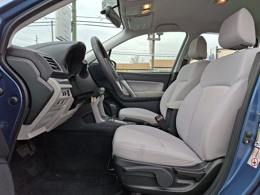 Used 2017 Subaru Forester 2.5i w/ Alloy Wheel Package image 22