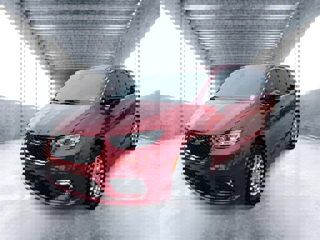 New 2026 Chrysler Pacifica Select image 1