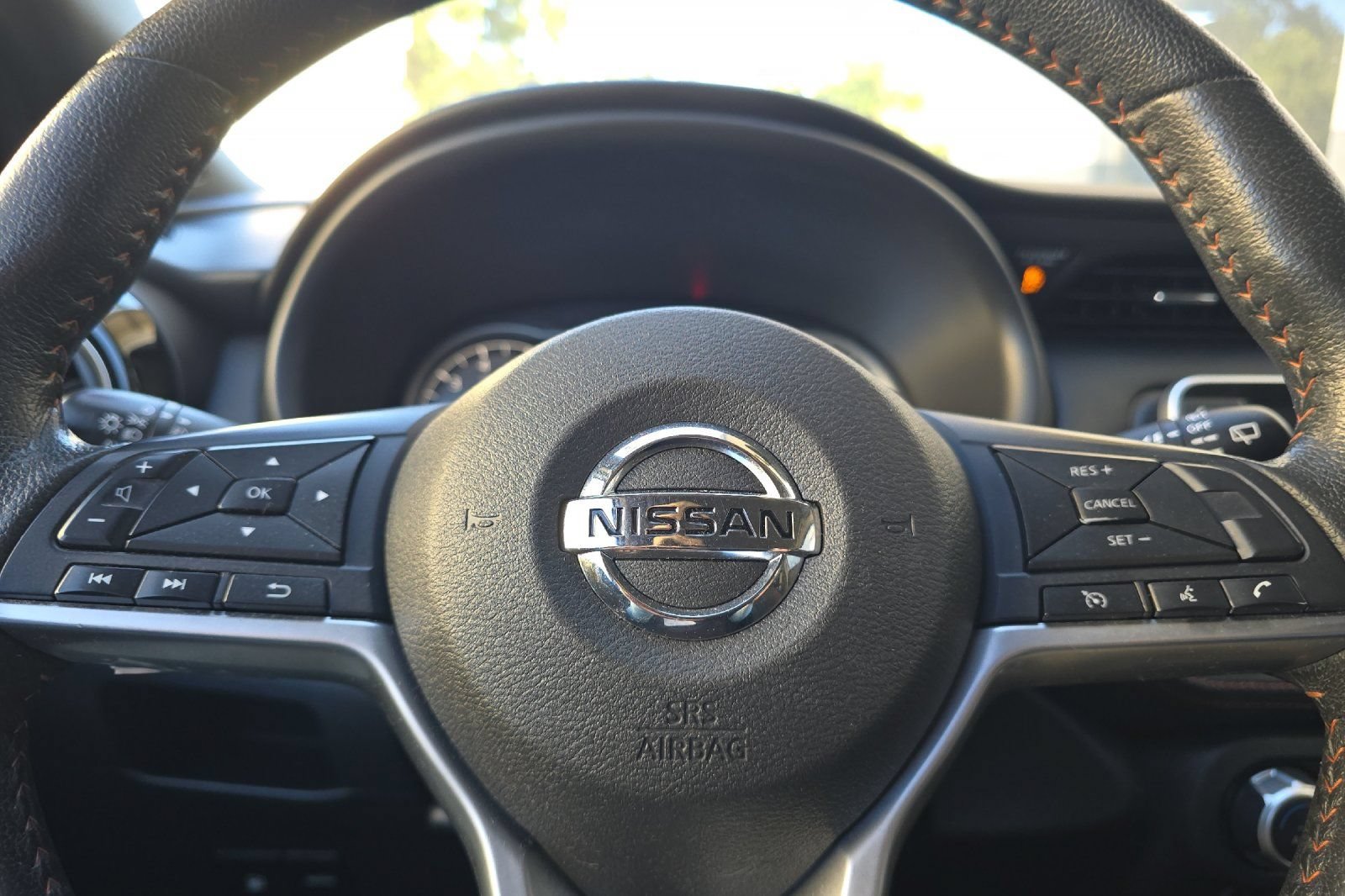 Used 2018 Nissan Kicks SR FWD image 20