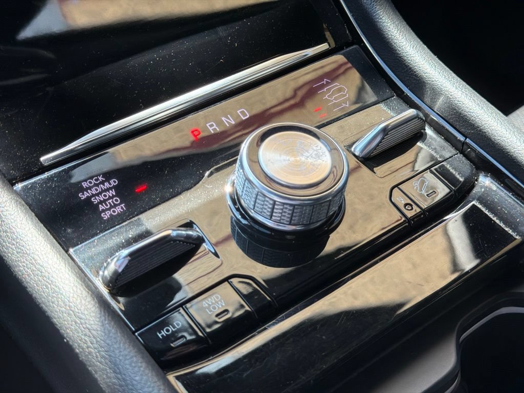 Used 2021 Jeep Grand Cherokee L Summit w/ Advanced Protech Group IV AWD/4WD image 22
