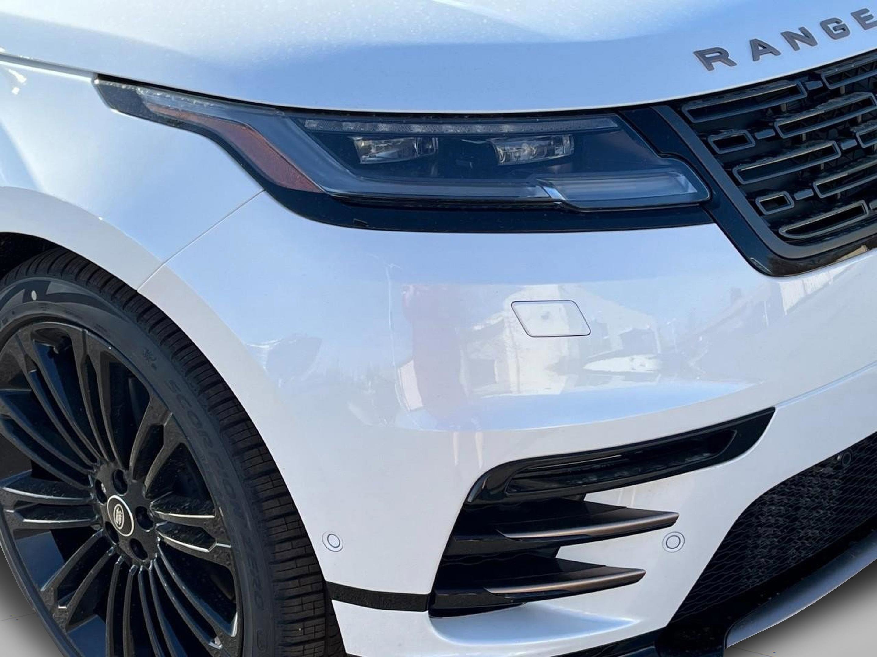 New 2026 Land Rover Range Rover Velar Autobiography image 32