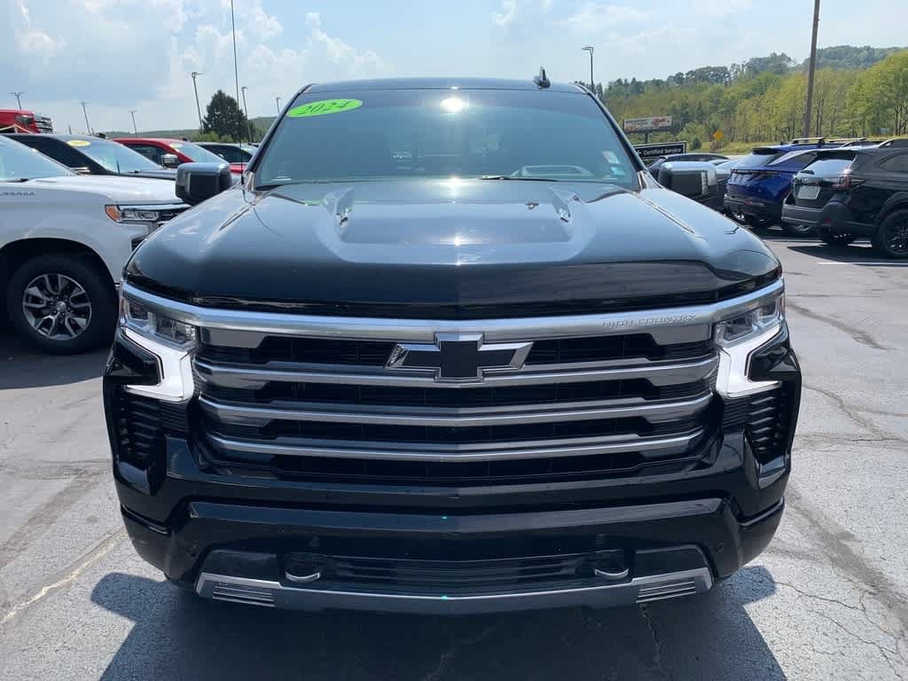 Certified 2024 Chevrolet Silverado 1500 High Country w/ Technology Package AWD/4WD image 7