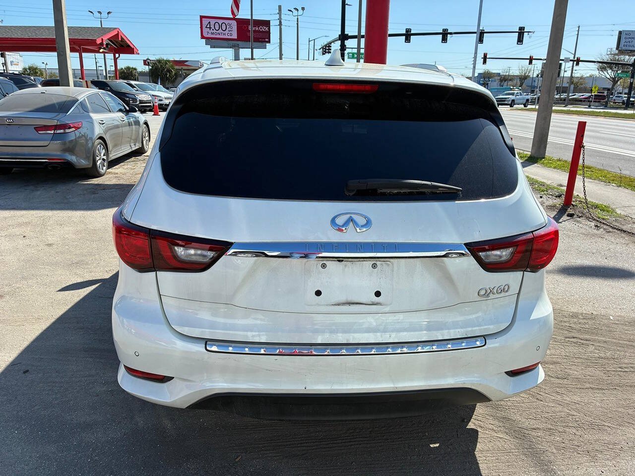 Used 2020 INFINITI QX60 Luxe w/ Essential Package FWD image 10