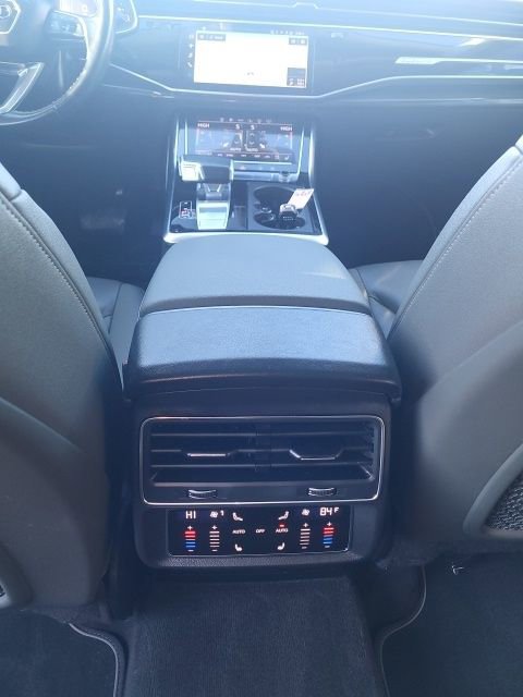 Used 2021 Audi Q8 Prestige image 14