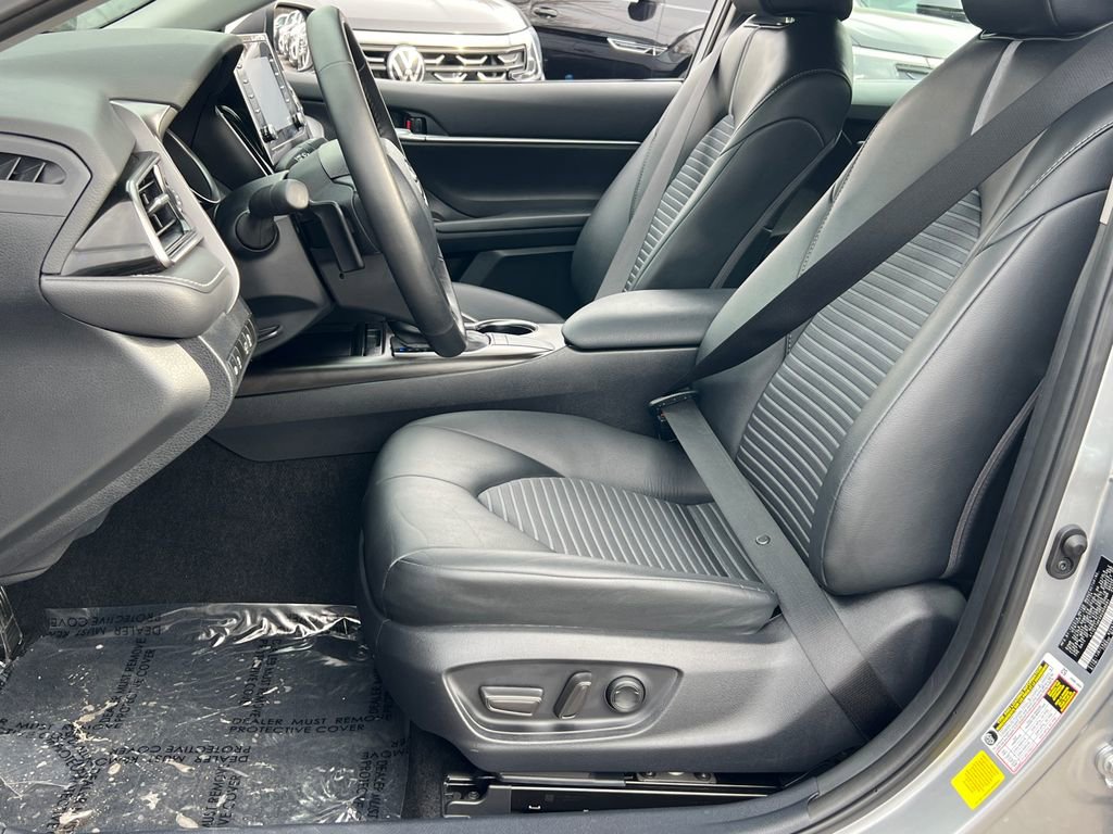 Used 2024 Toyota Camry SE image 17