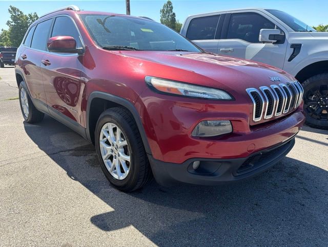 Used 2014 Jeep Cherokee Latitude w/ Comfort/Convenience Group FWD image 4