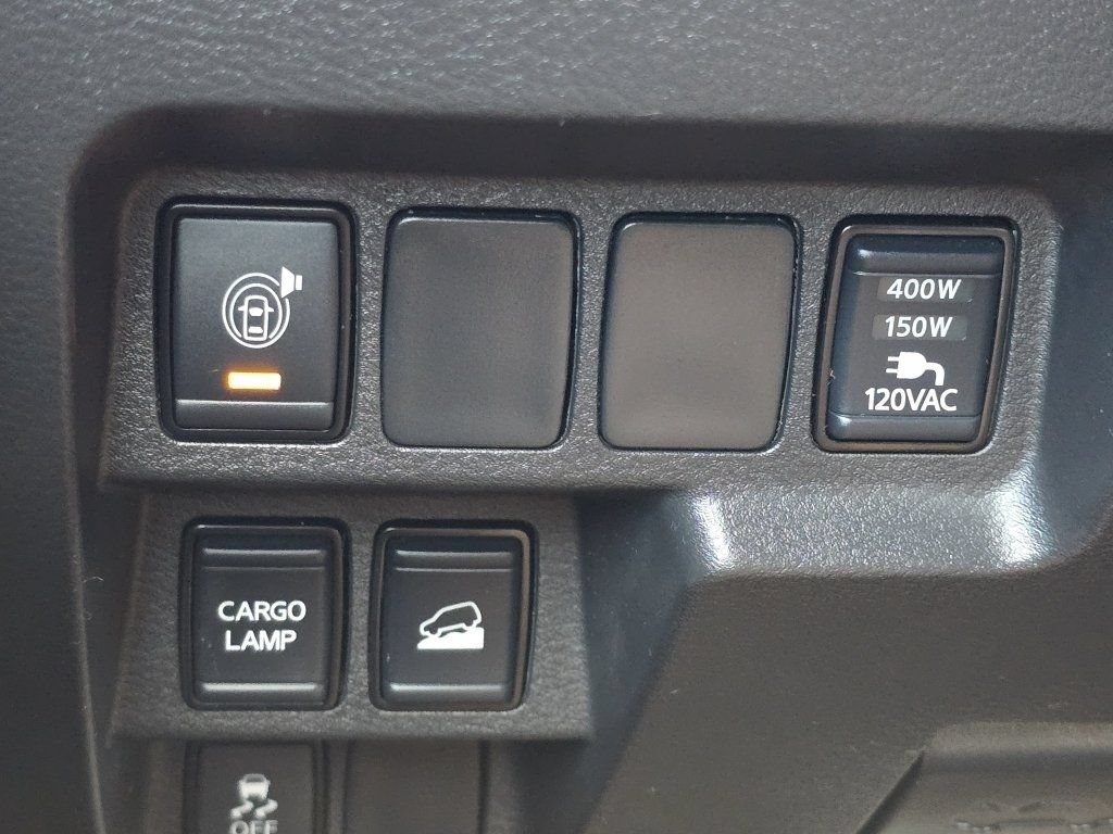 Used 2024 Nissan Frontier SL w/ Technology Package AWD/4WD image 32