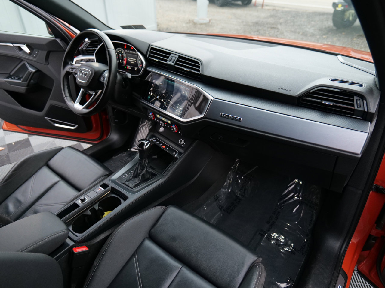 Used 2019 Audi Q3 2.0T Premium Plus w/ Premium Plus Package image 34