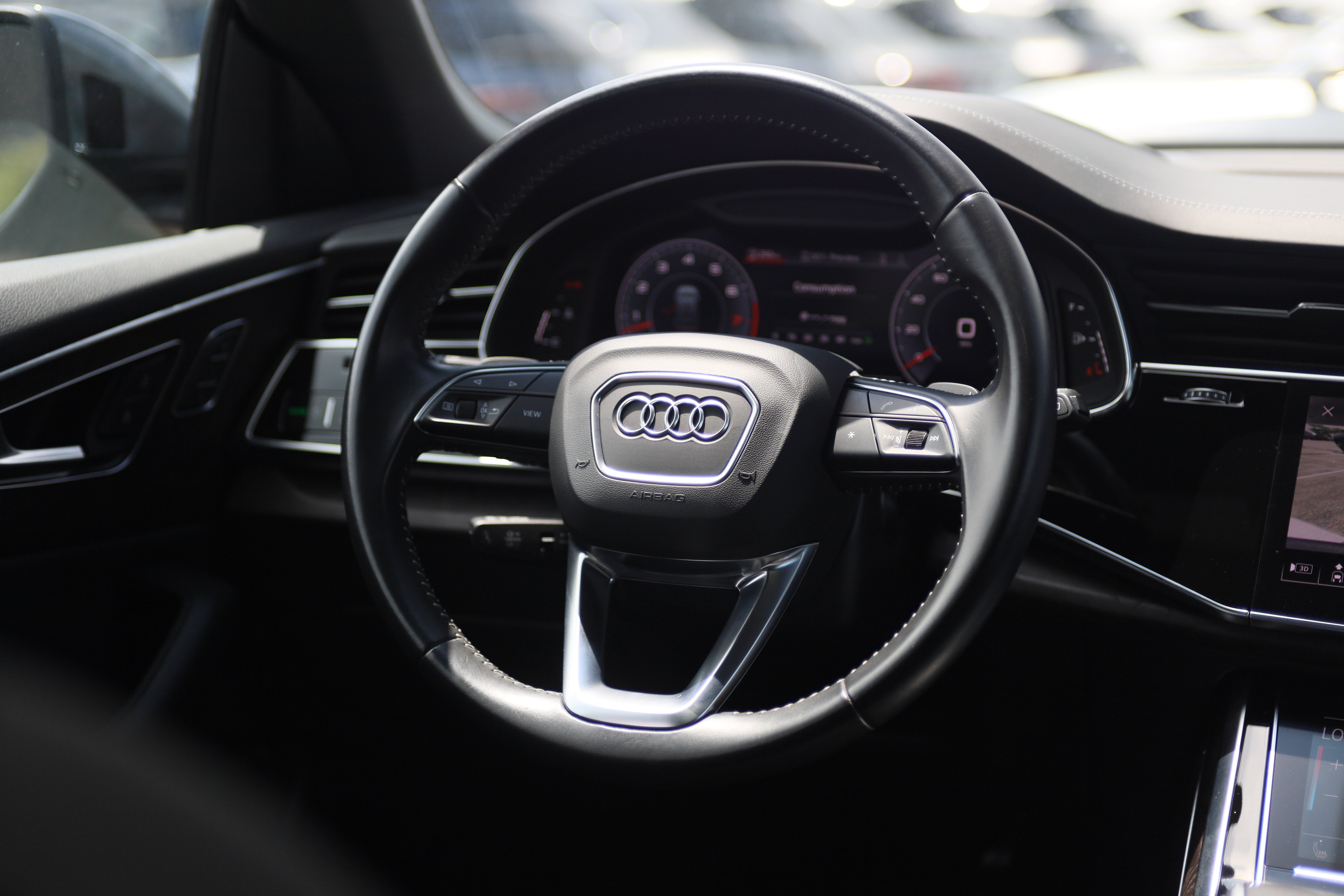 Used 2020 Audi Q8 Prestige w/ Prestige Package AWD/4WD image 28