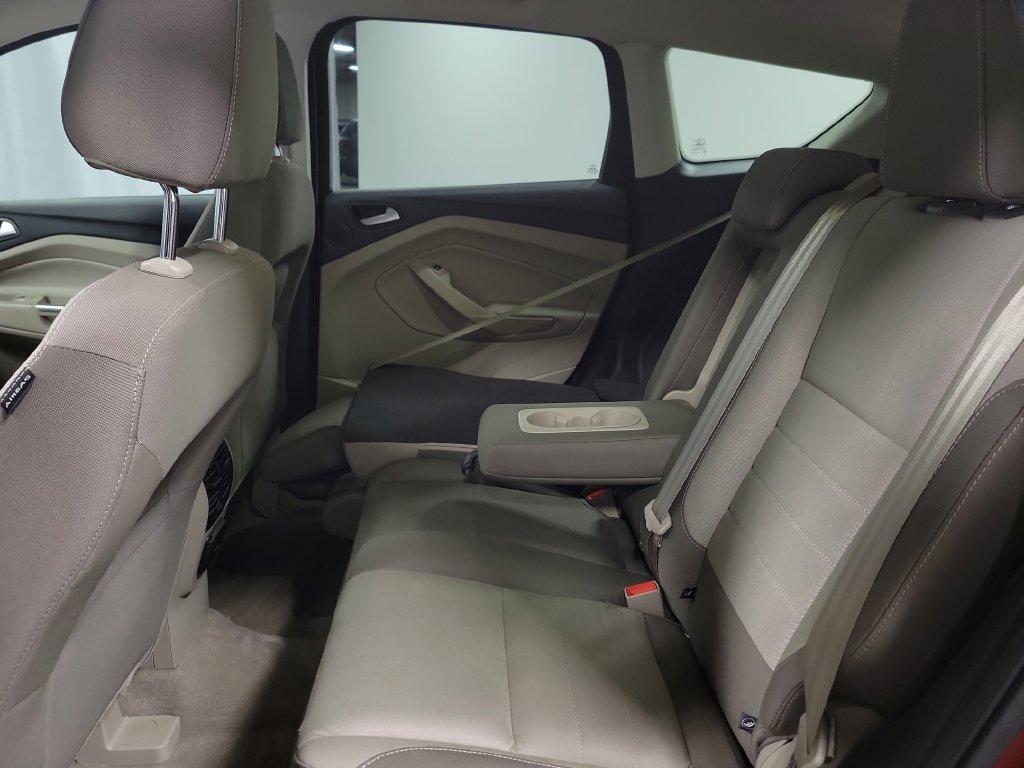 Used 2016 Ford Escape SE w/ Equipment Group 201A AWD/4WD image 30