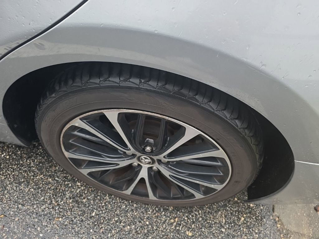 Used 2019 Toyota Camry SE image 7