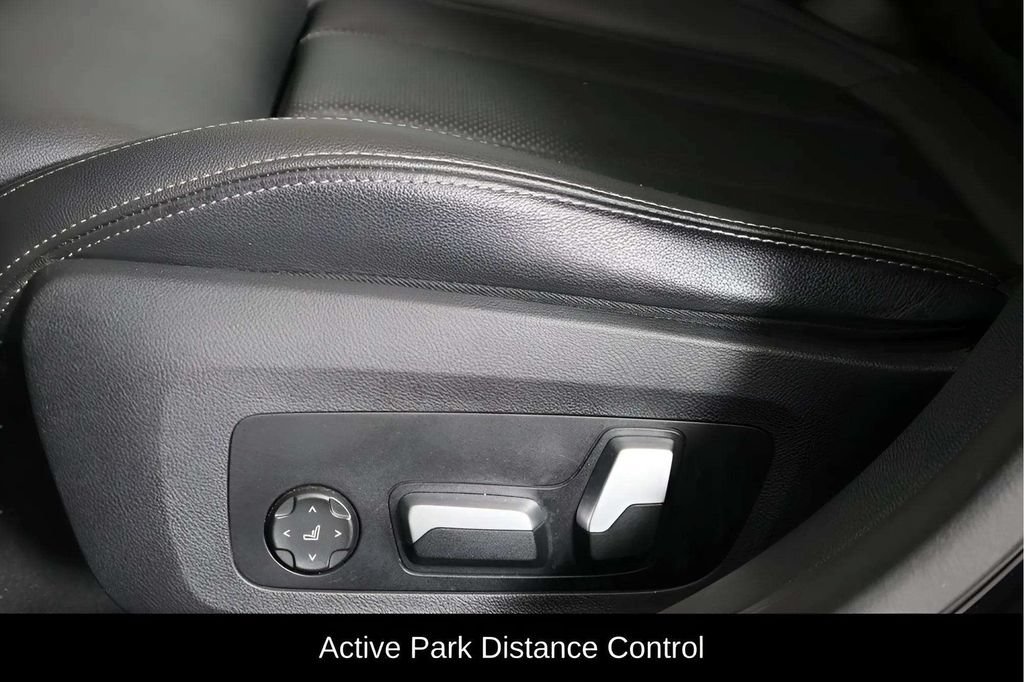 Used 2023 BMW i4 eDrive35 w/ Premium Package RWD image 34