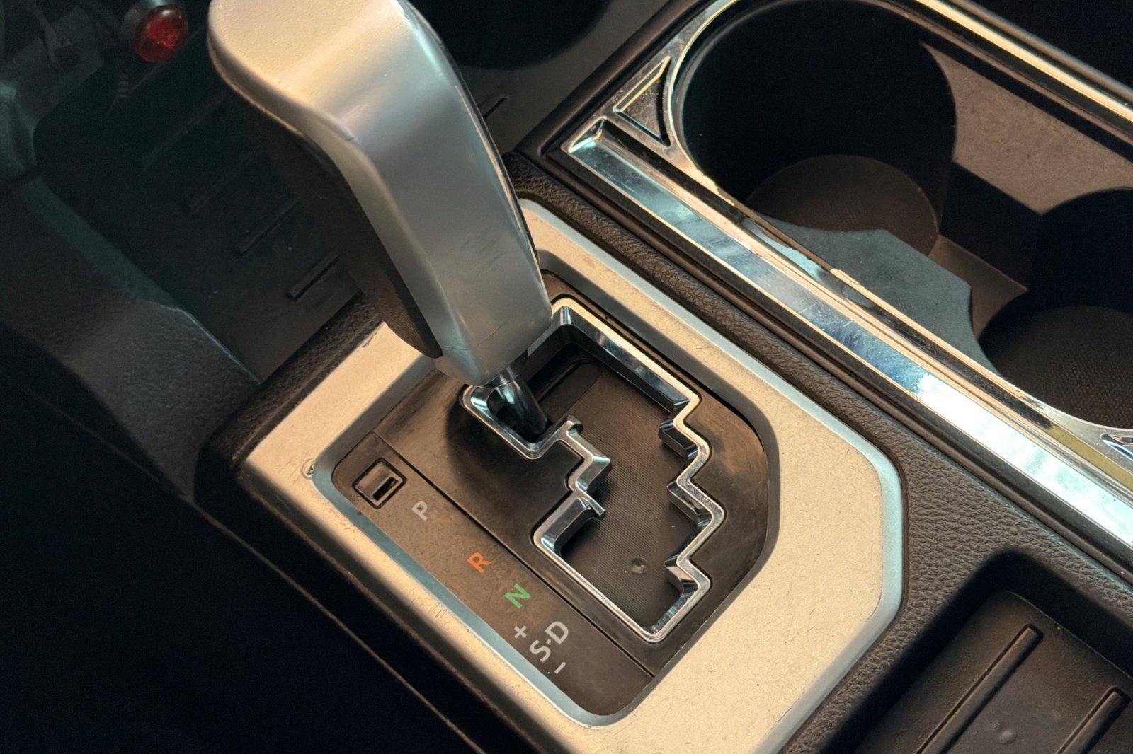 Used 2018 Toyota Tundra SR5 w/ TRD Off Road Package image 20