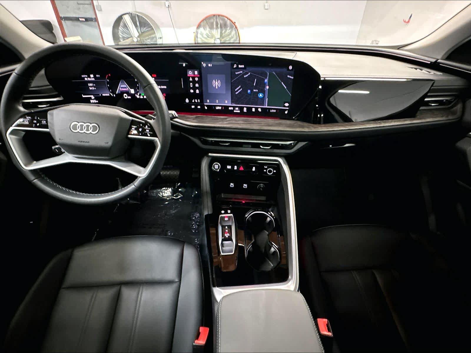 Certified 2025 Audi Q5 Premium AWD/4WD image 17