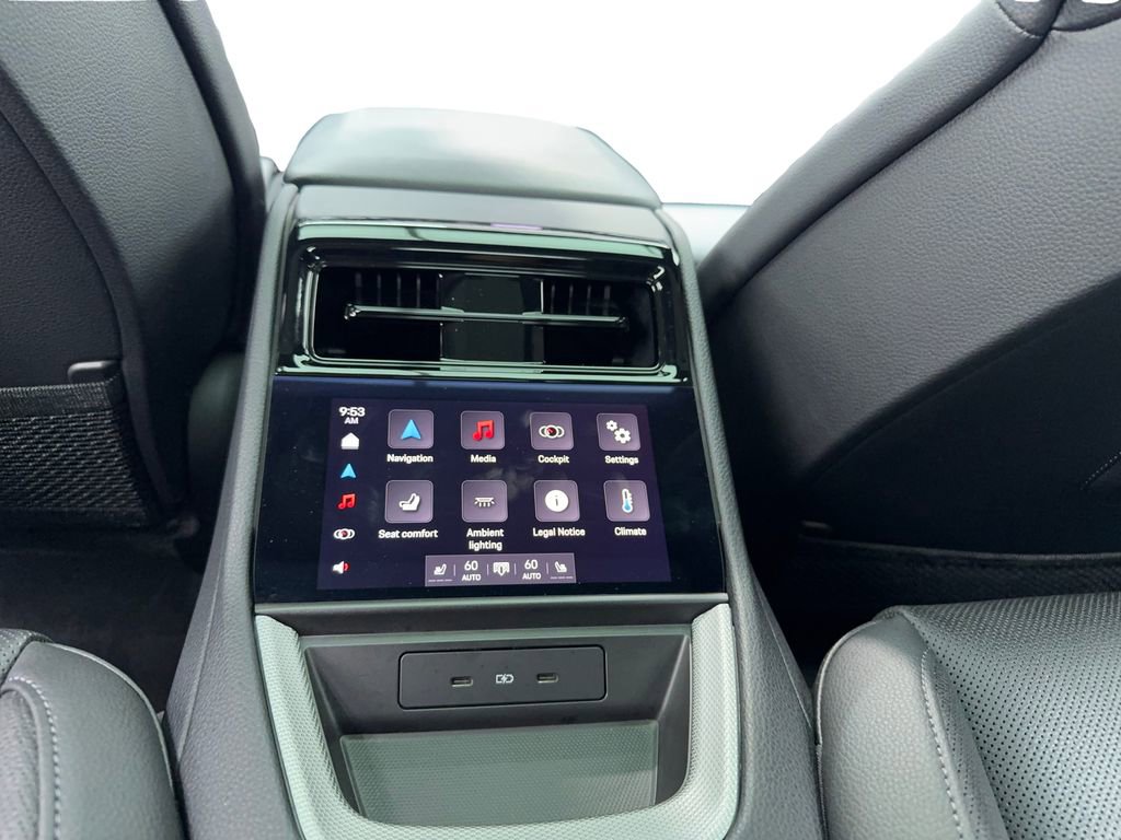 Used 2025 Porsche Panamera w/ Premium Package image 17