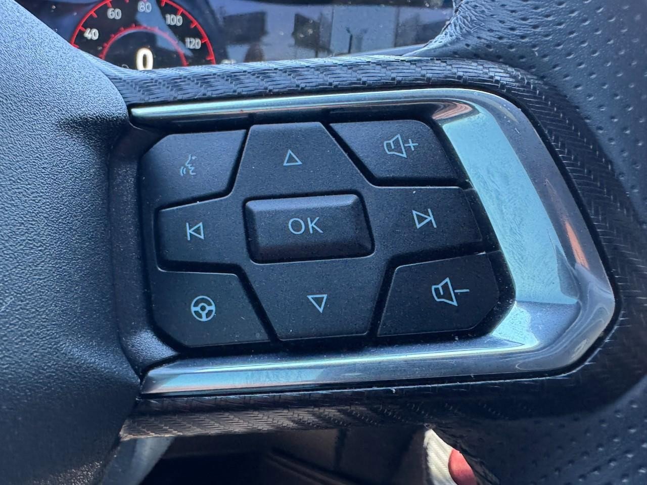 Used 2025 Ford Mustang GT Premium image 15