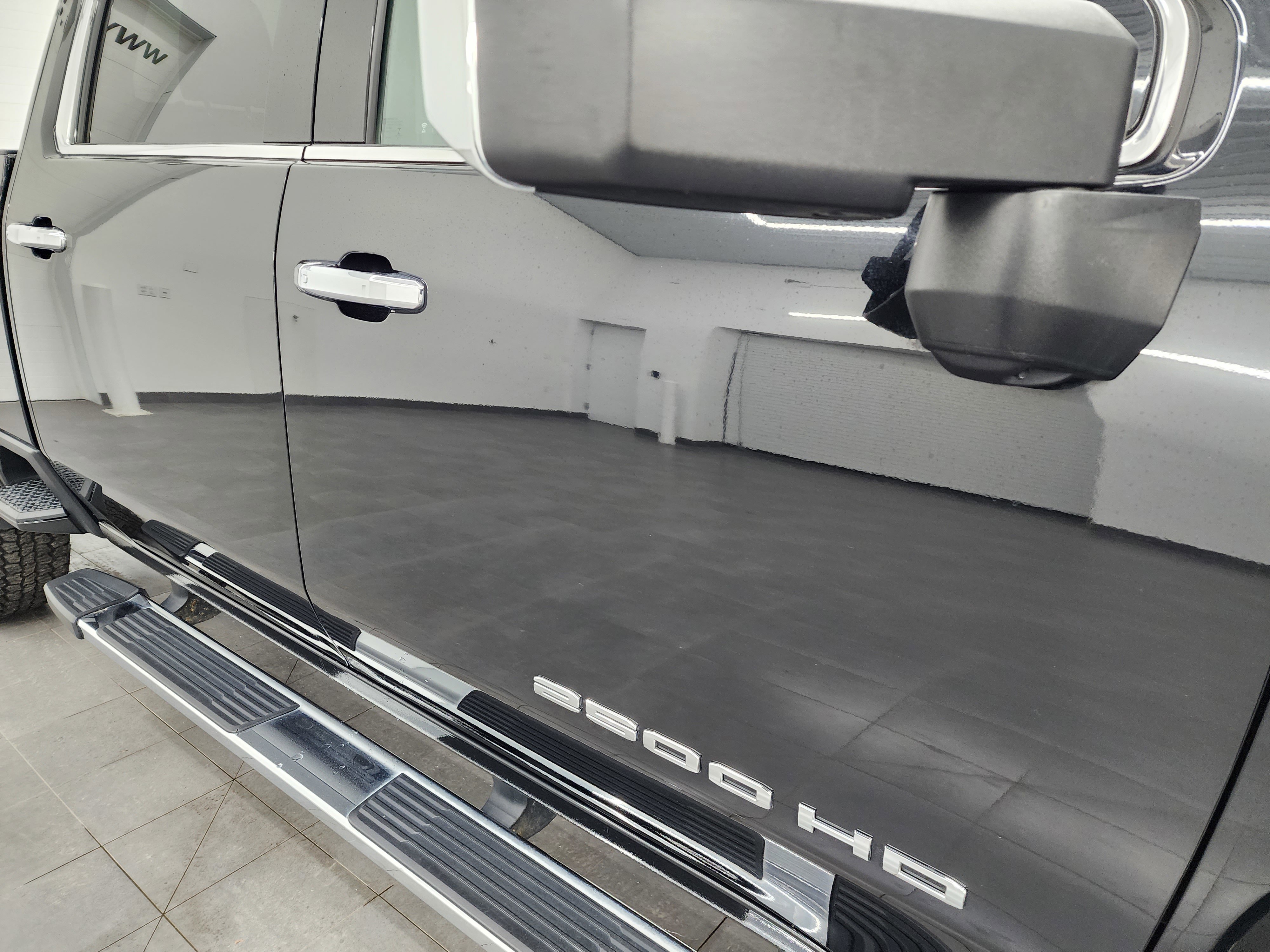 Used 2022 GMC Sierra 2500 SLT w/ LPO, GMC Protection Package image 24